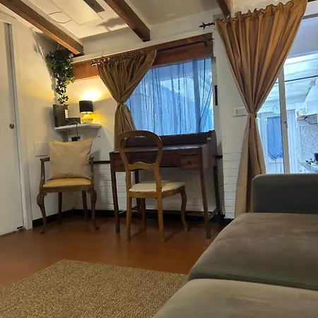 Azzurra Apartman *