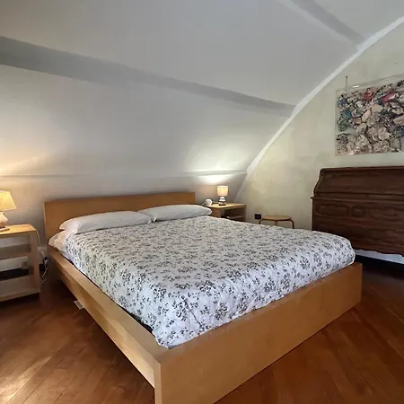 Azzurra Apartment Genoa